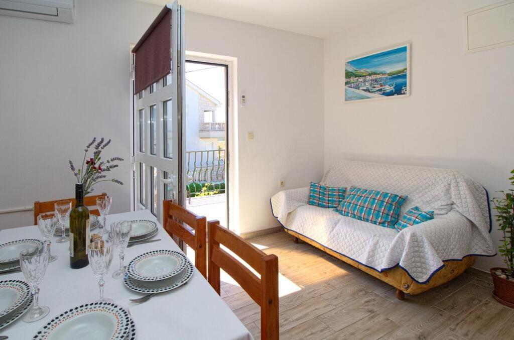 Apartment Zrno Makarska Ngoại thất bức ảnh