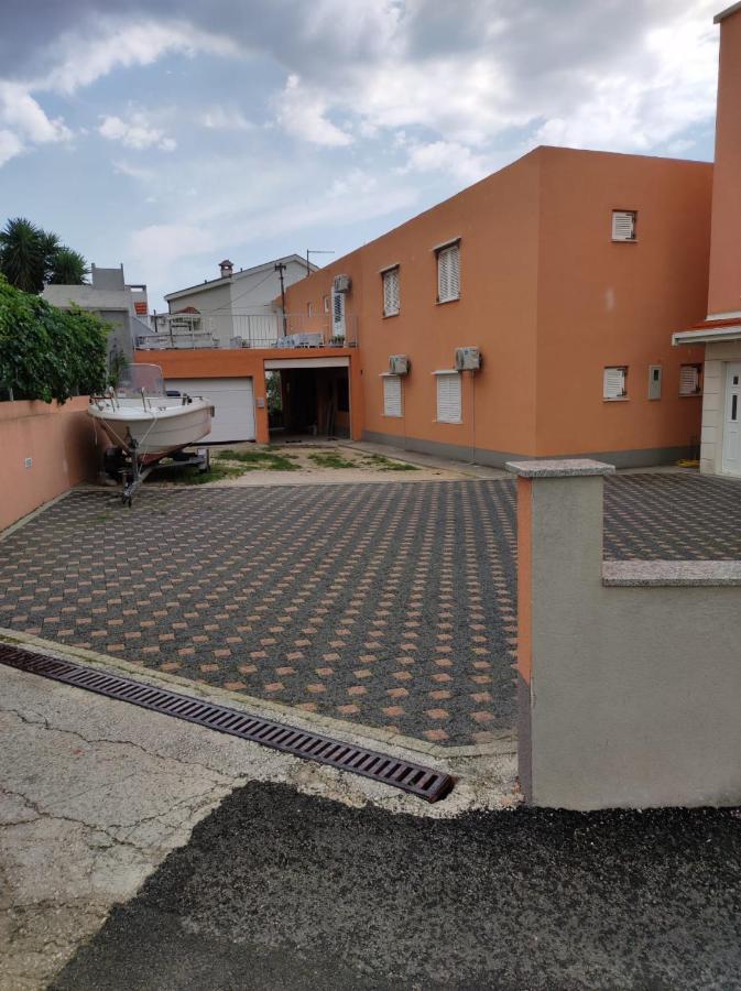 Apartment Zrno Makarska Ngoại thất bức ảnh
